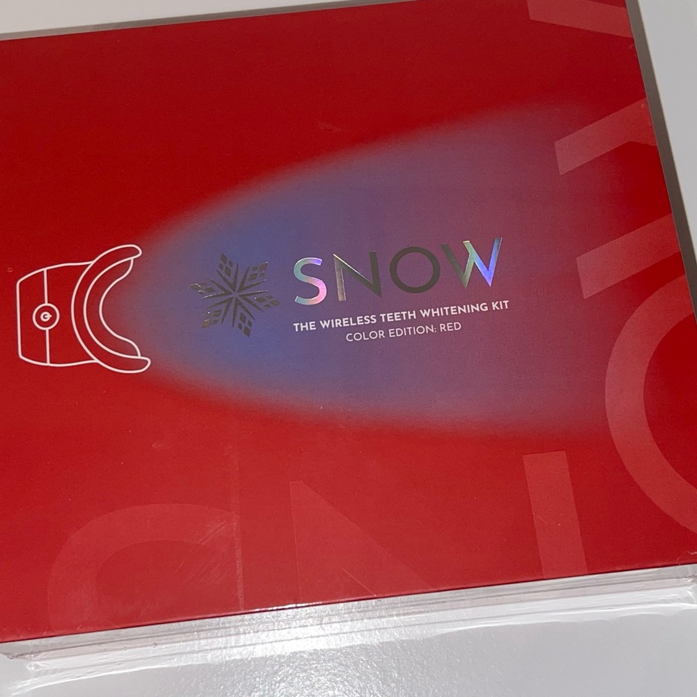 SNOW Wireless Teeth Whitening [NWT]